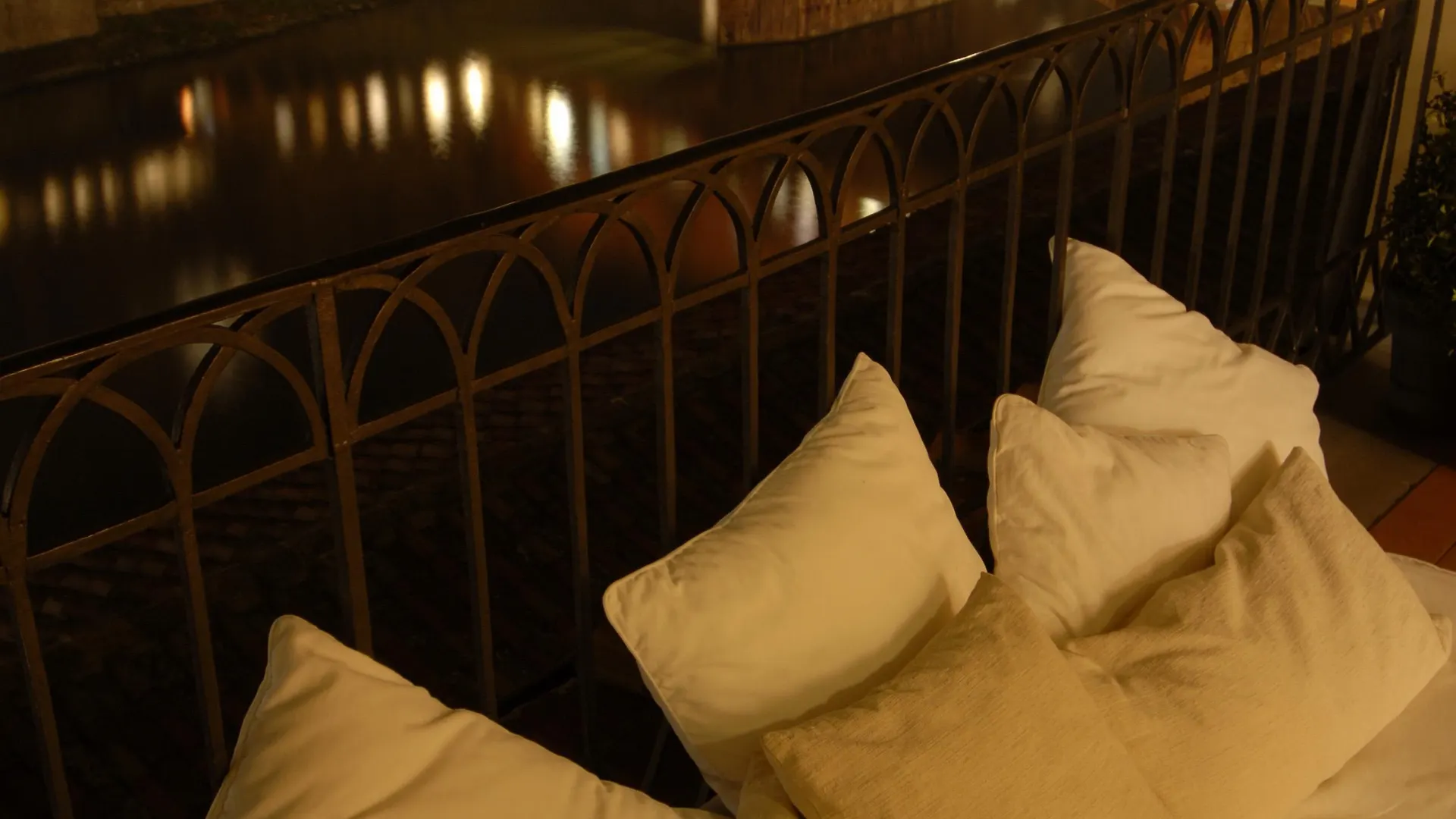 Hotel Degli Orafi Florens 4*,