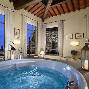 3* Отель Palazzo Niccolini Al Duomo Residenza D'epoca