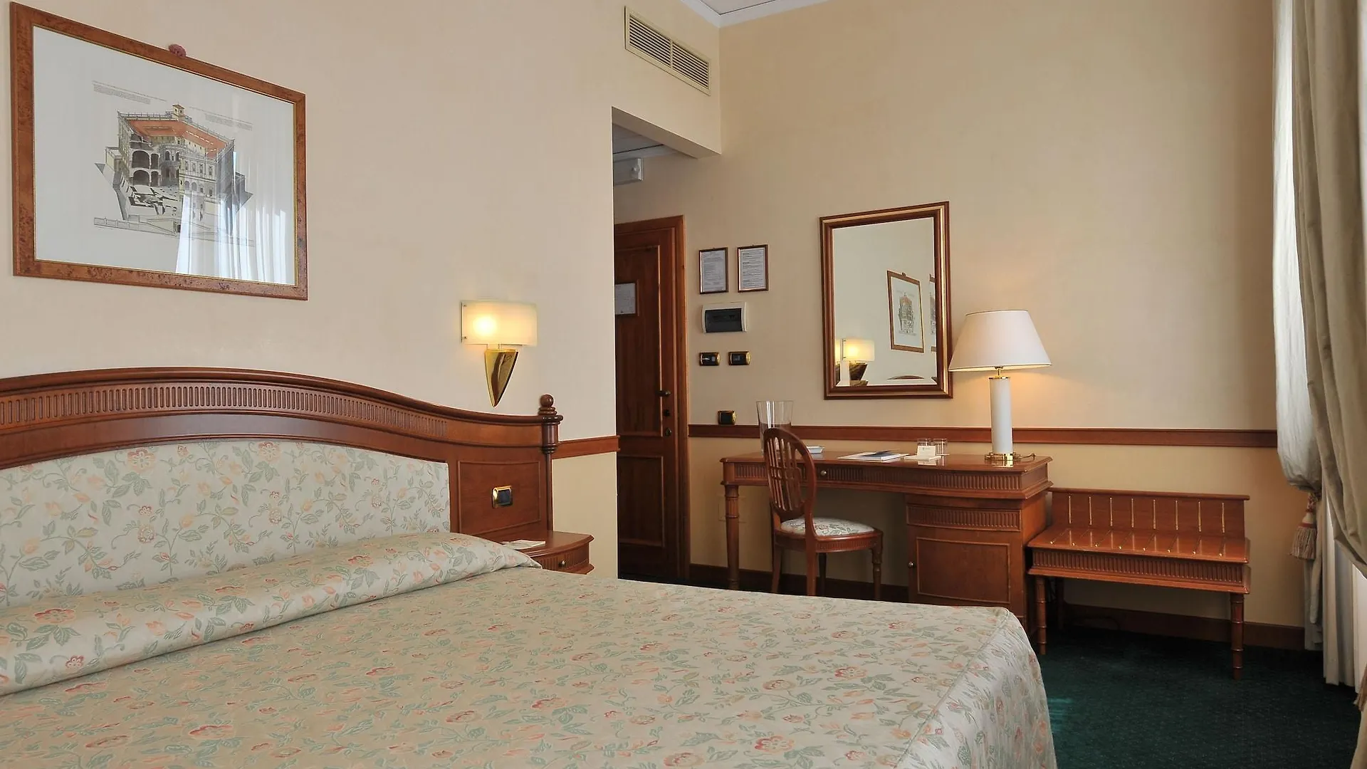Hotel Degli Orafi Florence Italy